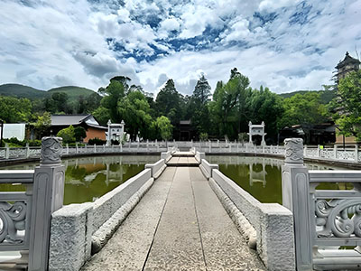 剑湖畔白族渔村