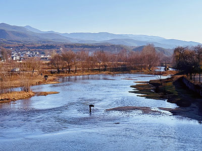 黑惠江沿岸风光