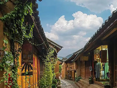 沙溪古镇幽深的古巷道